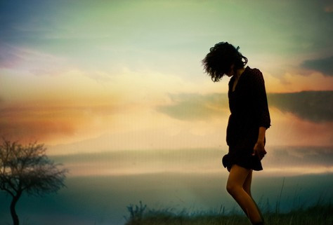 你是人生的最美，我愿意接受每一个足迹