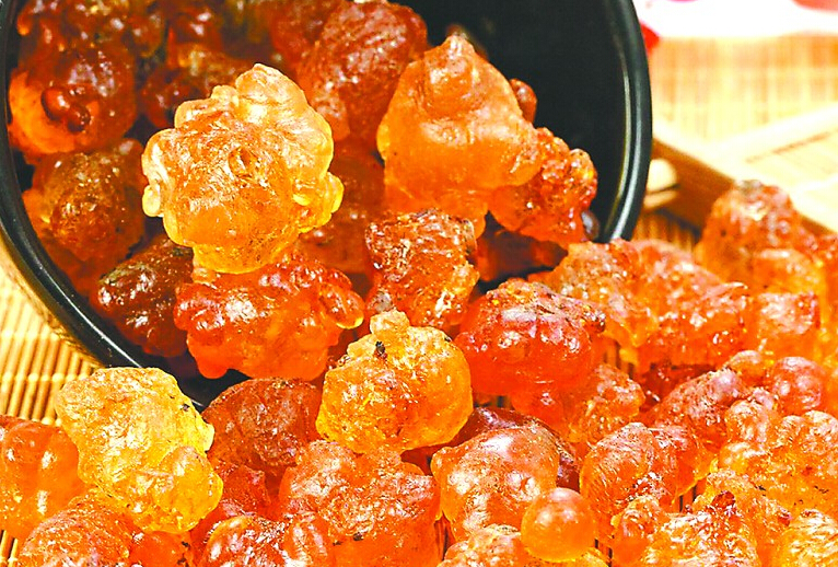 桃胶与燕窝最全面对比,桃胶是平价燕窝吗