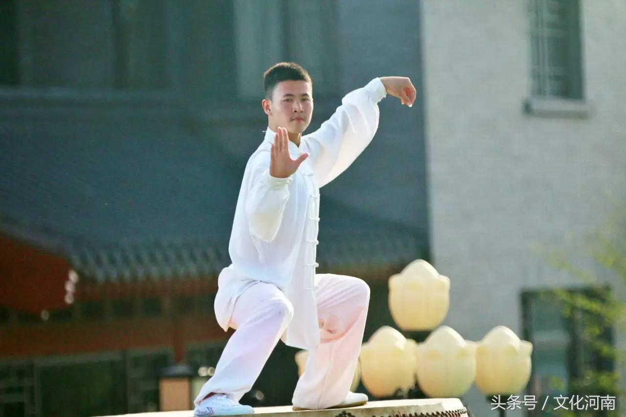 少林18铜人武术表演,禅武合一少林功夫