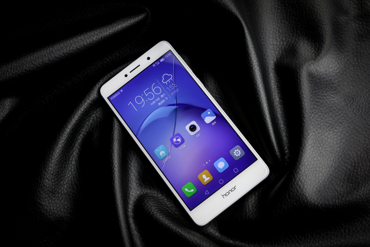 千元机中荣耀畅玩系列有好用的吗,千元旗舰手机荣耀畅玩7x