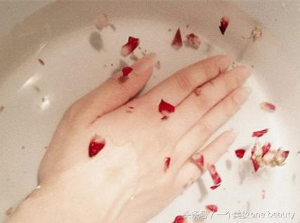 秋冬穿再多也遮不住这些地方——仙女才不会忽略的细节