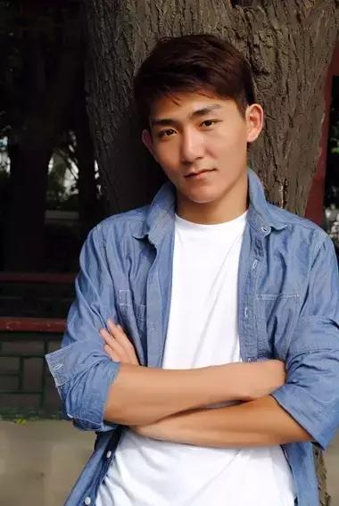 看看这些老戏骨年轻时有多美,这些老戏骨年轻的时候