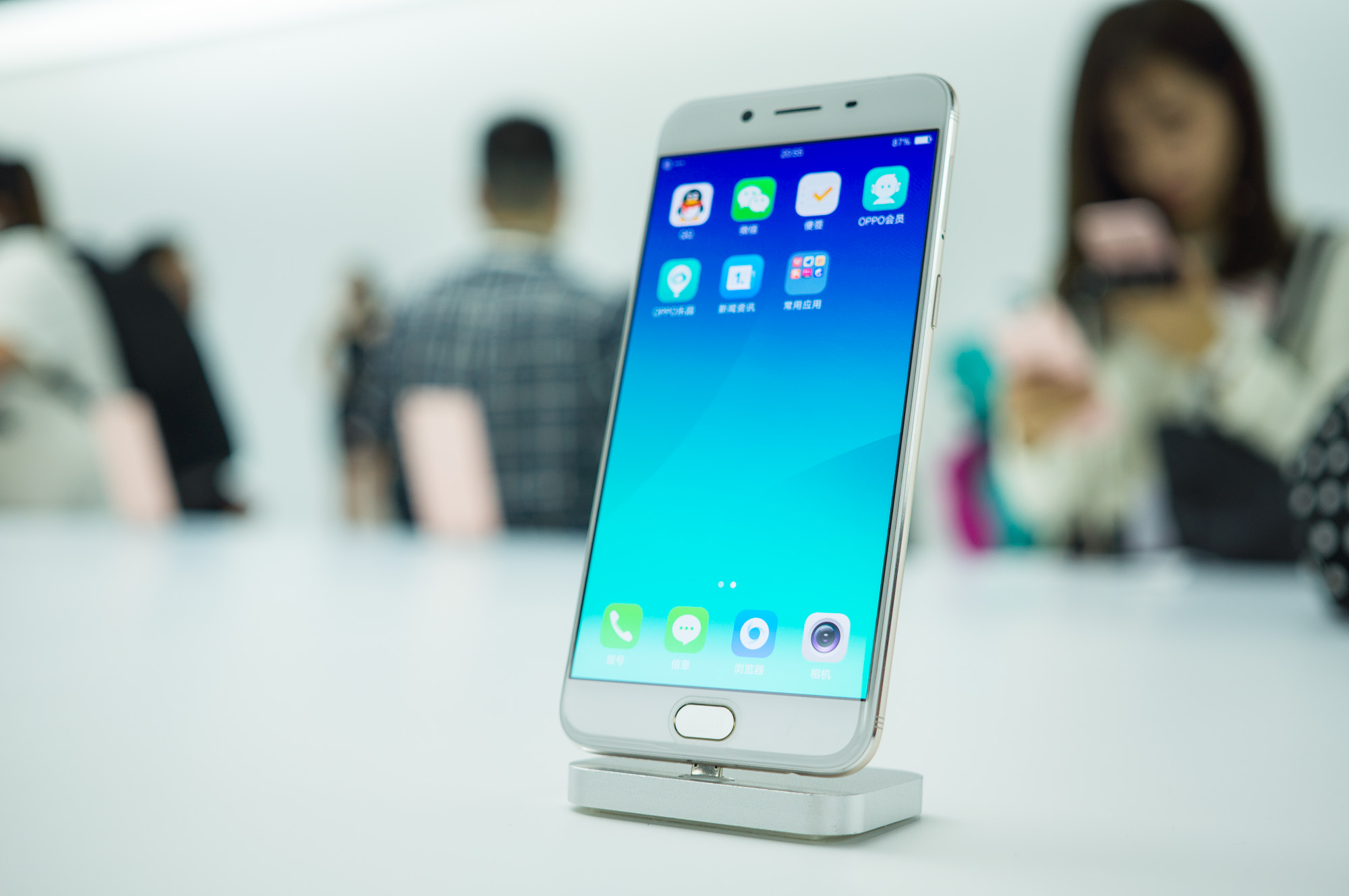 拍照时突然有惊喜,oppor9s拍照怎么样