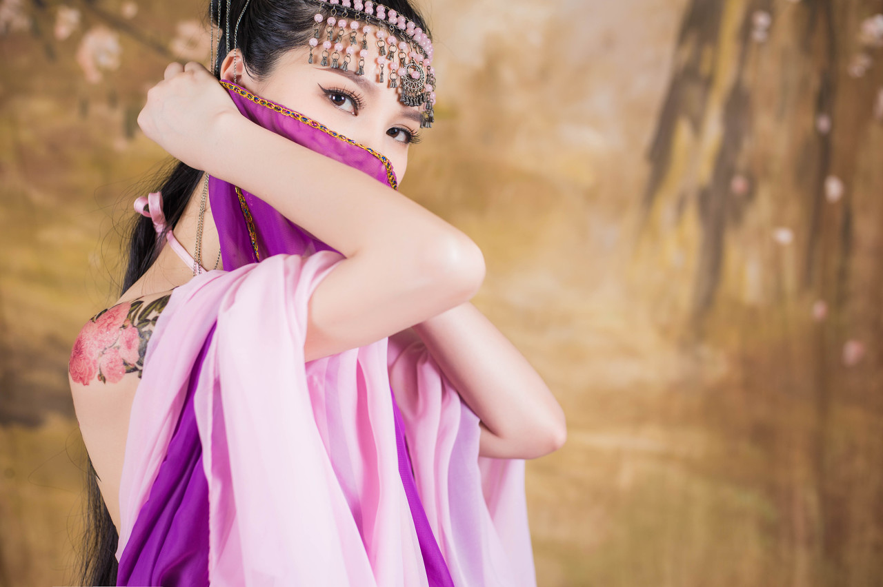 废柴是天才的小说,明明是天才却伪装成废柴的小说