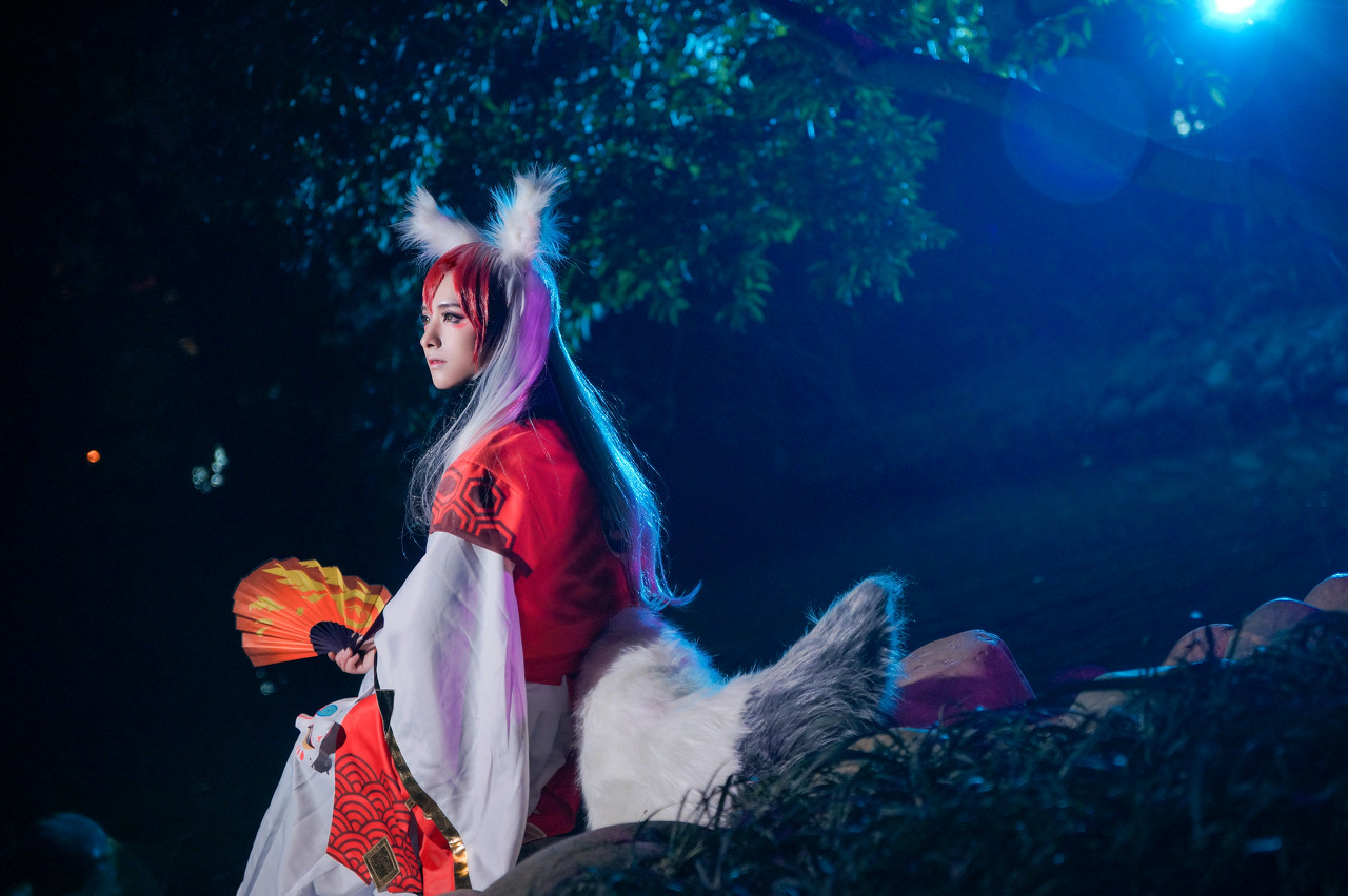 小说：这个系统居然还可以选类型，女仆？黑丝？御姐？萝莉？