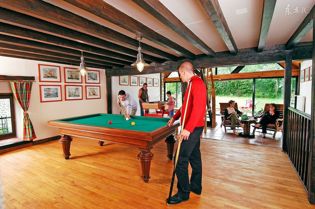 小说：震撼！世界拳王全力进攻一分钟无法职业战绩为零的拳坛新人