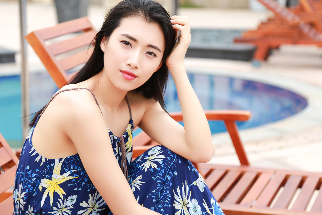 小说：哥哥的公司老板突然说想追求她，她直接拒绝：我不喜欢你