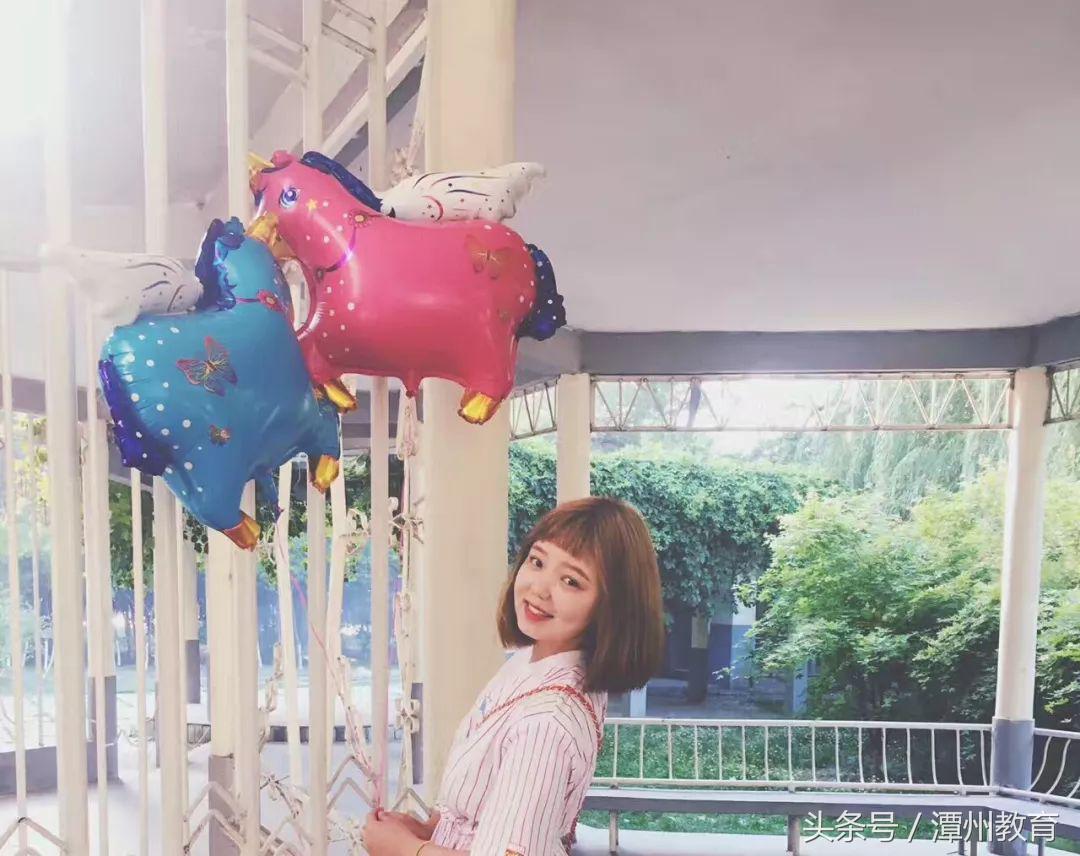 潭州课堂插画原画学员作品,老师形象插画素材手绘图片