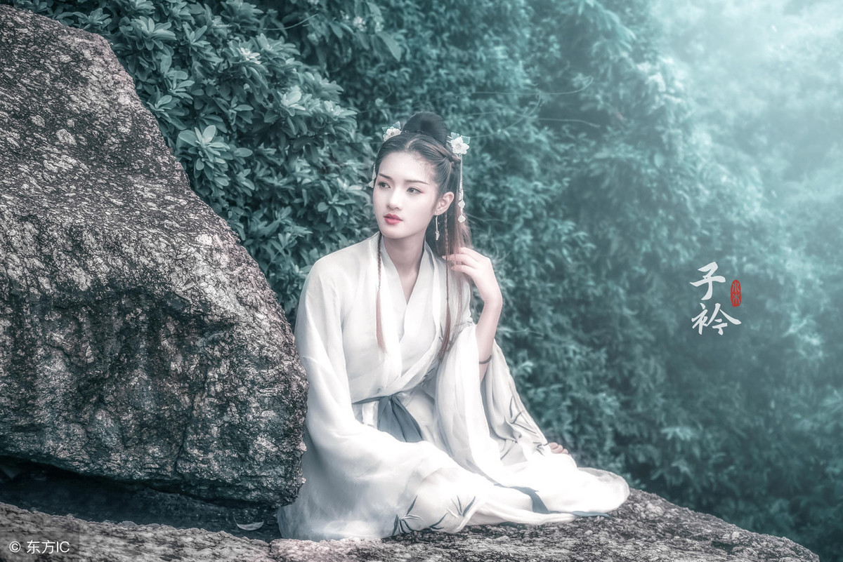 小说：果然越美丽的女人越会骗人！