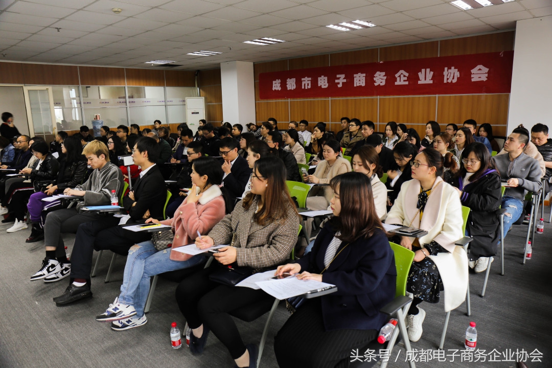 “打爆企业抖音账号,收割微信流量红利”专题活动成功举办！