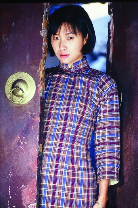 8大“海岩女郎”现状：有人幸福美满，有人嫁伪豪门老公负债过亿