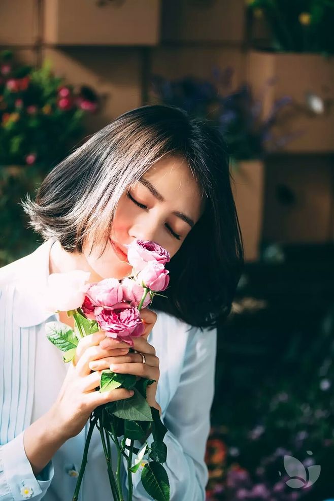 国民女神高圆圆:插足袁泉感情,王一博背后金主,屡被公公刁难