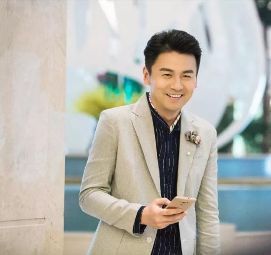 雷佳音获影帝,雷佳音百亿影帝