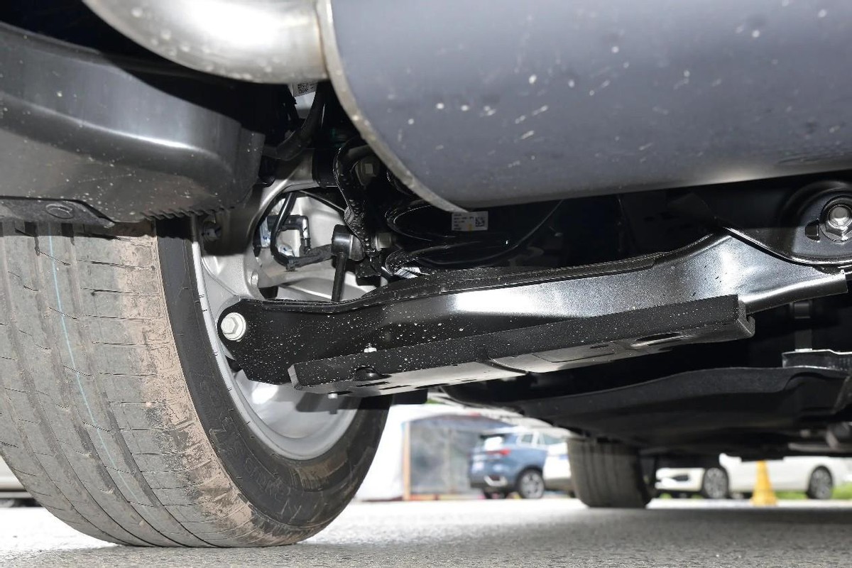 为何说它是最合适的B级车？聊聊20万不到的B级车蒙迪欧