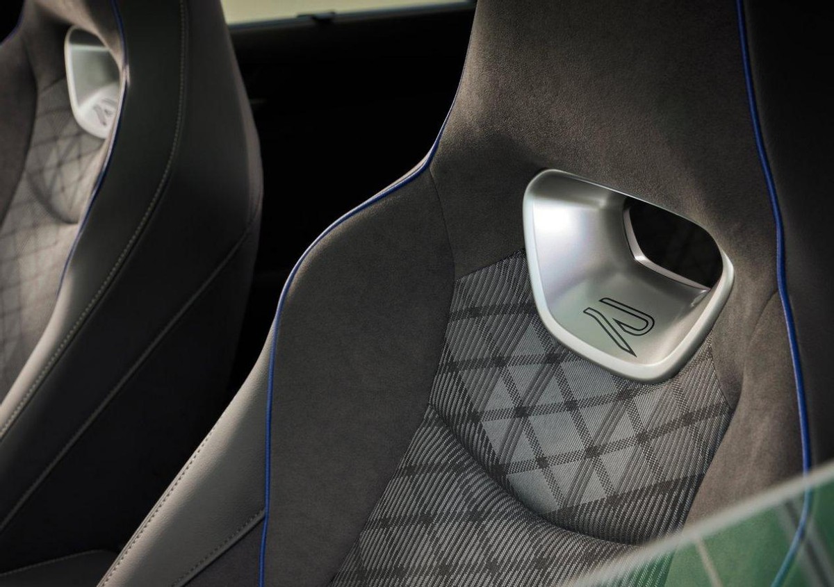 大众passat什么时候换代,好看新一代大众passat官图发布