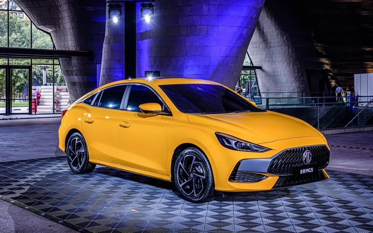 7万以下新车mg5,全新mg5年轻人的潮流轿跑