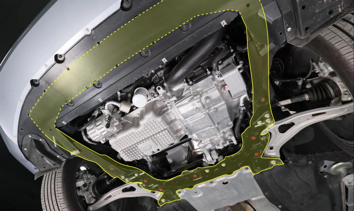 林肯z2022对比新款蒙迪欧怎么选,林肯mkz和蒙迪欧几乎一模一样