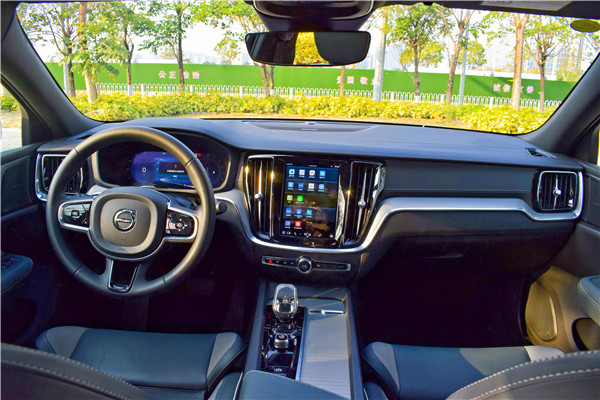 沃尔沃s60b5智逸豪华版试驾 (试驾新款沃尔沃s60)