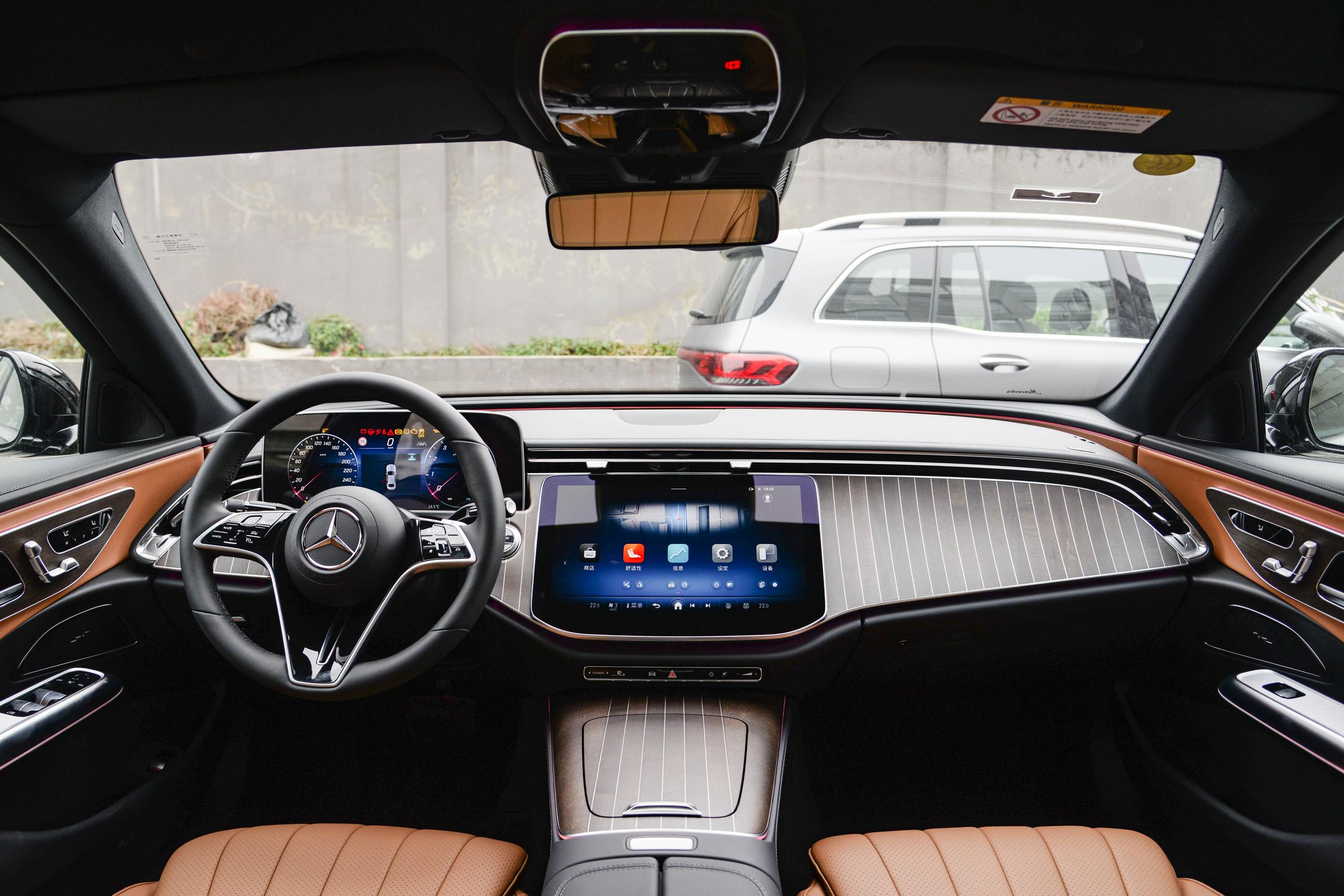 奔驰e级价格预测几月降价,奔驰换代最高优惠多少