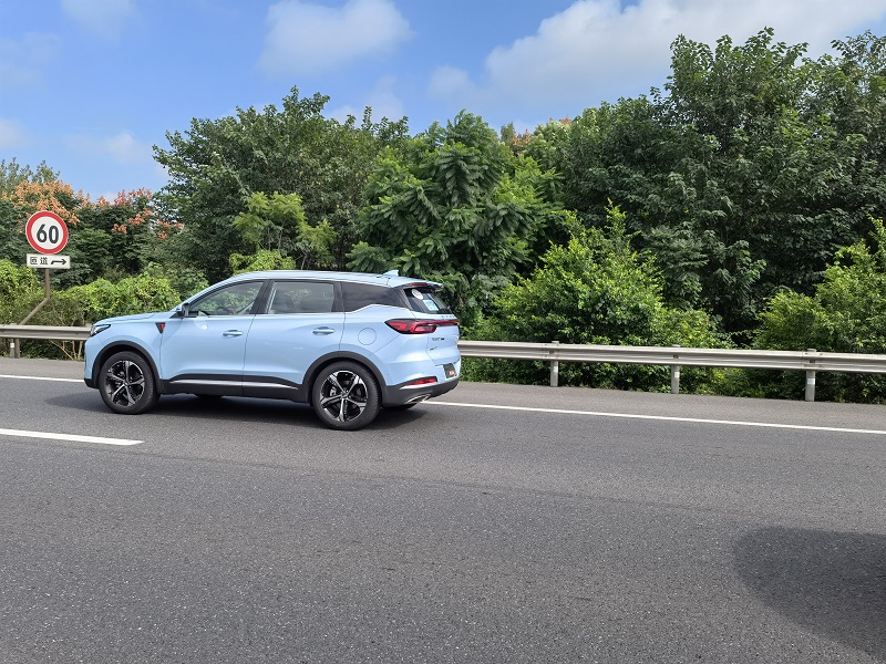 1.6t瑞虎7plus试驾,第一代1.6T瑞虎7plus