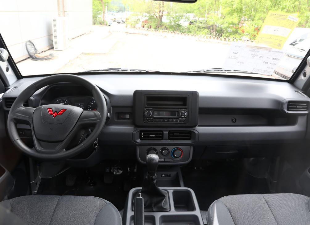 13年五菱宏光拉货,二手五菱宏光车个人出售拉货