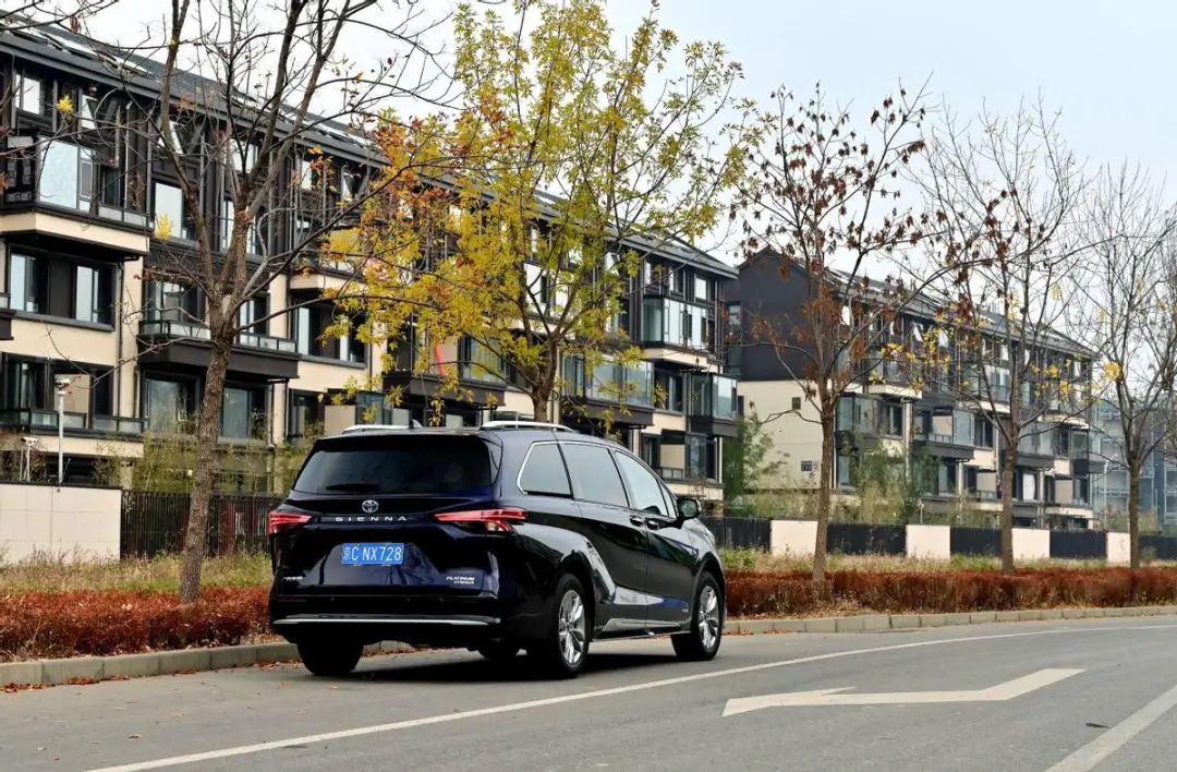 广汽丰田赛那开启预售6款车型,广汽丰田赛那预售6款车型