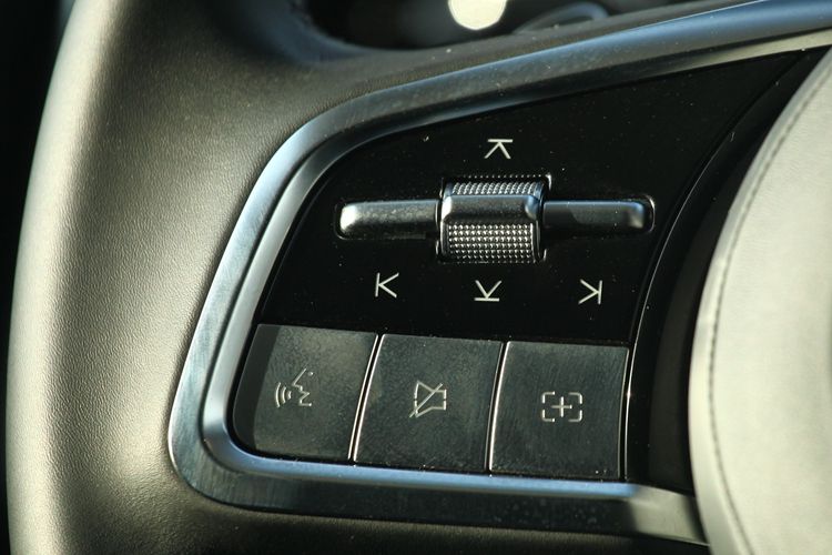 长城坦克500实车,山海炮皮卡跟坦克500哪个动力更强