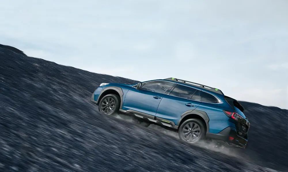 2015款斯巴鲁outback傲虎二手旗舰版,身从容意纵横