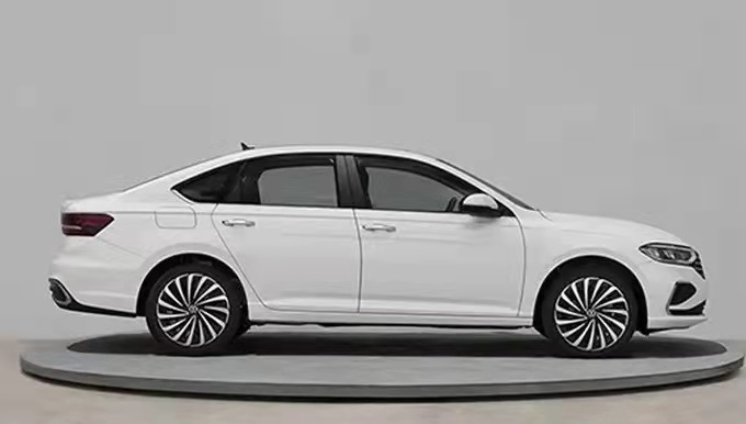 曝大众新款朗逸实车图,大众全新朗逸官图正式发布价格