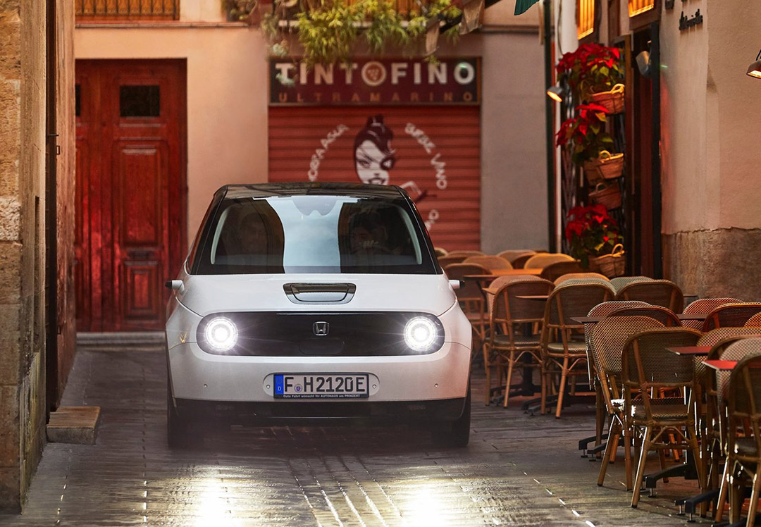 紧凑型纯电车科技感超酷,日产微型车sakura