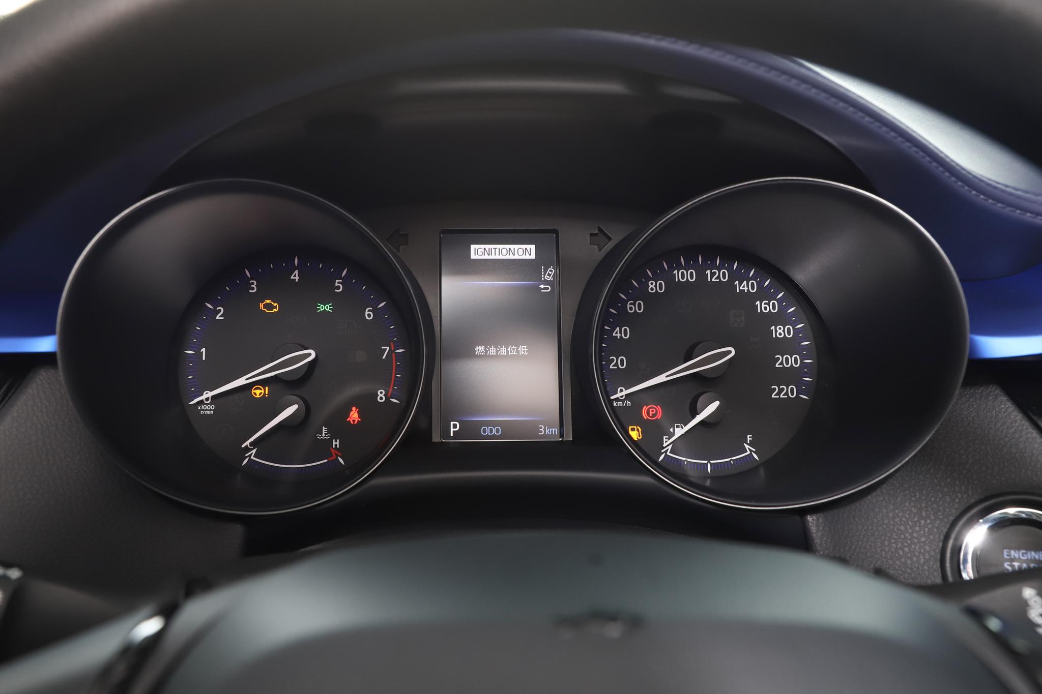 买丰田chr落地多少钱,还有什么车比丰田c-hr还好