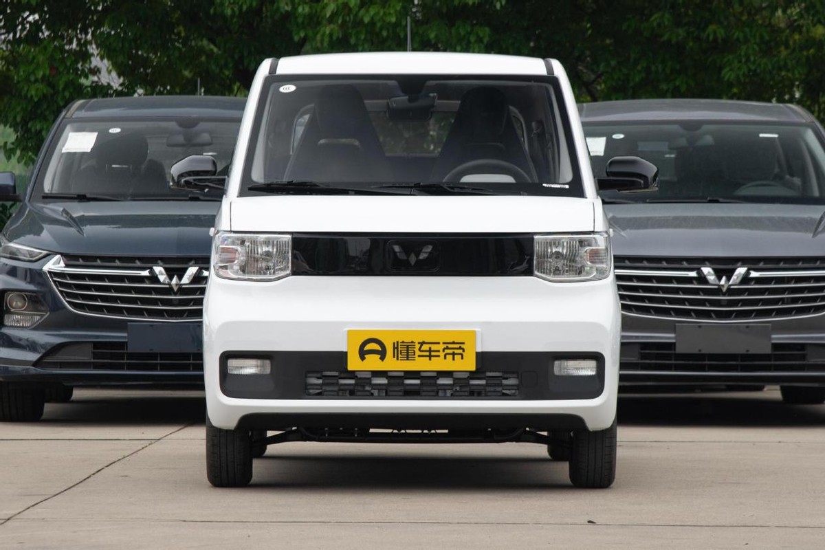 近一年卖得最好的5款轿车：轩逸第1，海豚第5，卡罗拉上榜