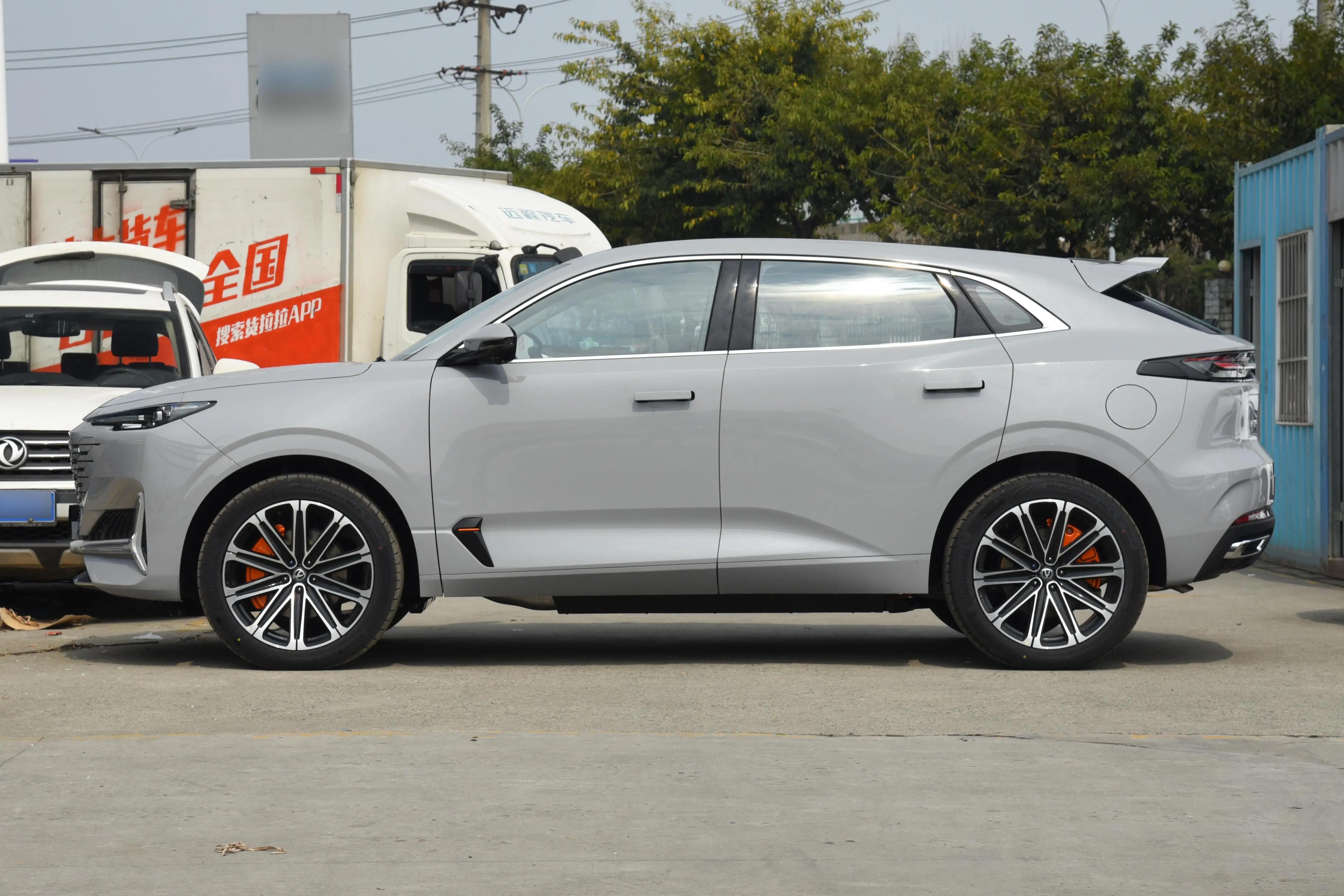 长安uni-k智电idd入手后真实感受,长安uni-v智电idd落地价