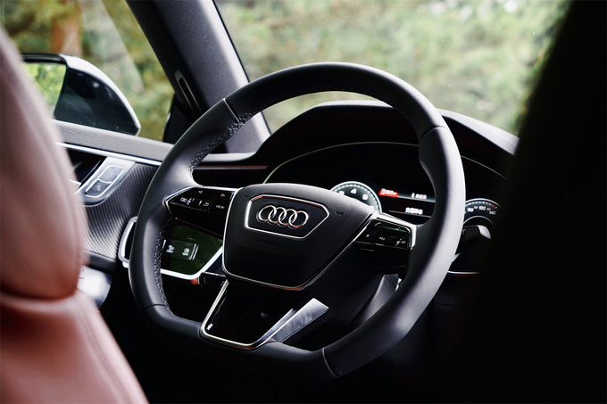 全新奥迪a7l尊享试驾之旅,新款奥迪a7l入门版试驾