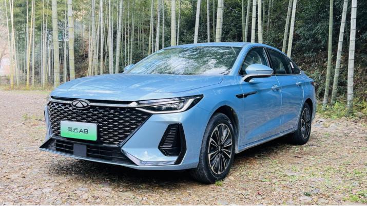 奇瑞风云a8远航版和长安起源a05,奇瑞风云a8从芜湖到哈尔滨