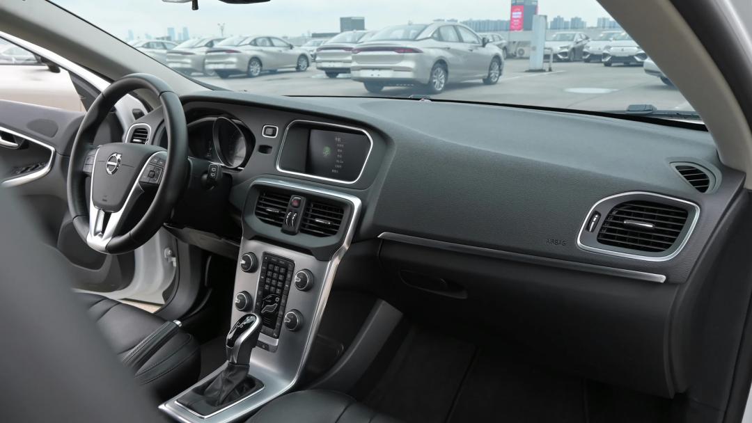 10万左右二手代步车买什么车好,10万左右的车沃尔沃