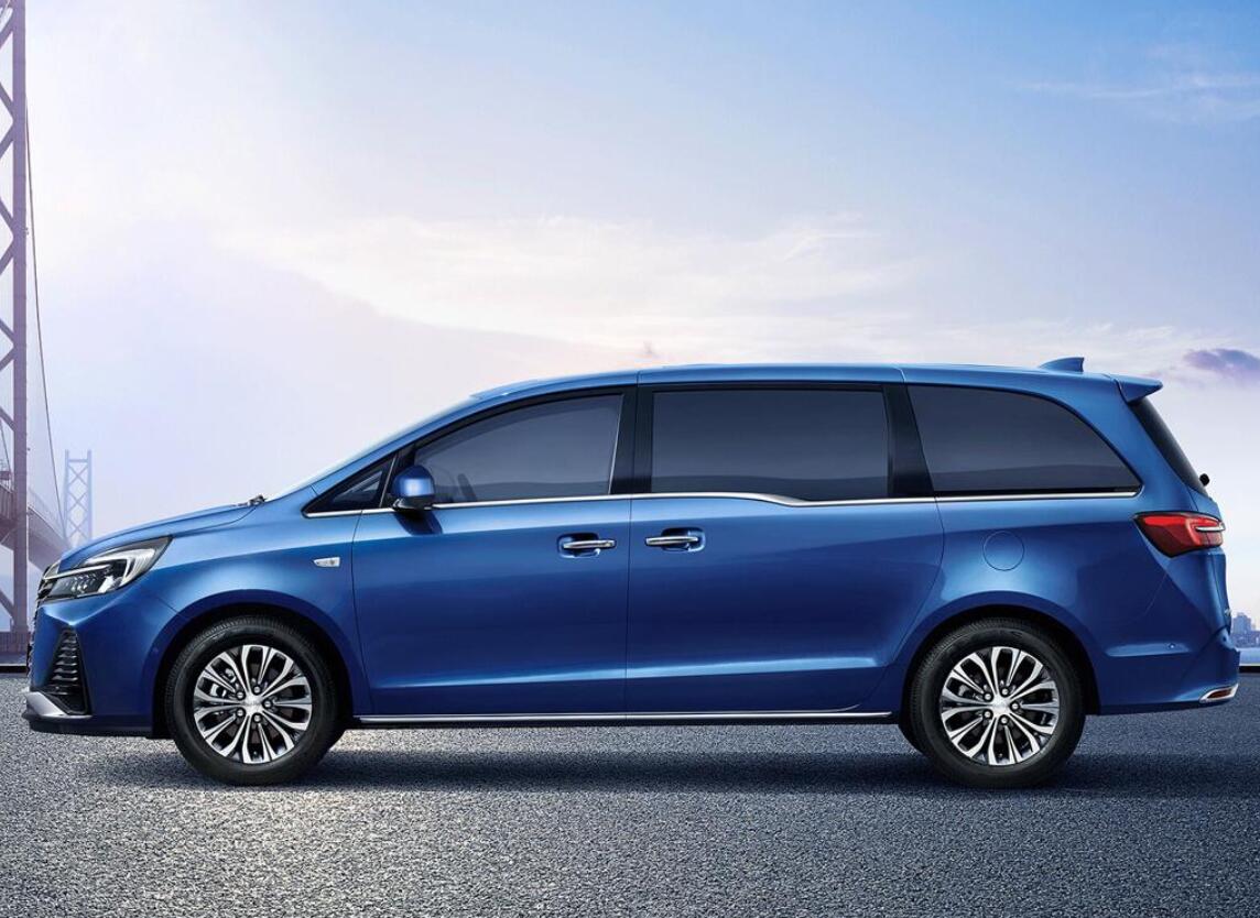 采用全新前脸设计,新款别克GL8上市售23.29万元起