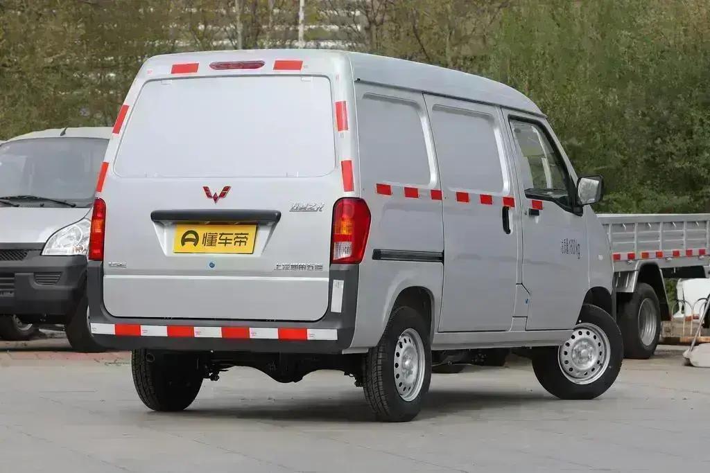 五菱之光当代步车怎么样,五菱之光十个缺点