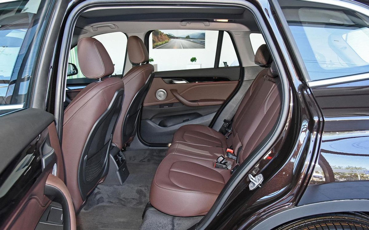 宝马x12020最低成交价,新款宝马x1什么价格入手才不吃亏