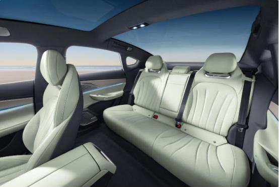 星纪元es增程版深度评测,星纪元es国潮版沉浸式体验