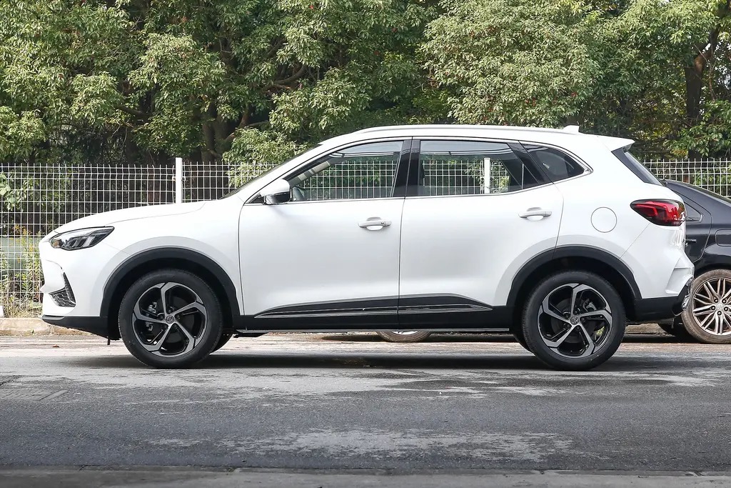 驾驶体验极致舒适的车型,名爵mg领航驾车感受