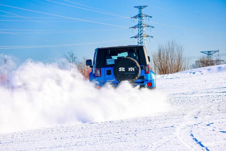 bj40刀锋柴油版越野试驾,试驾bj40刀锋英雄版