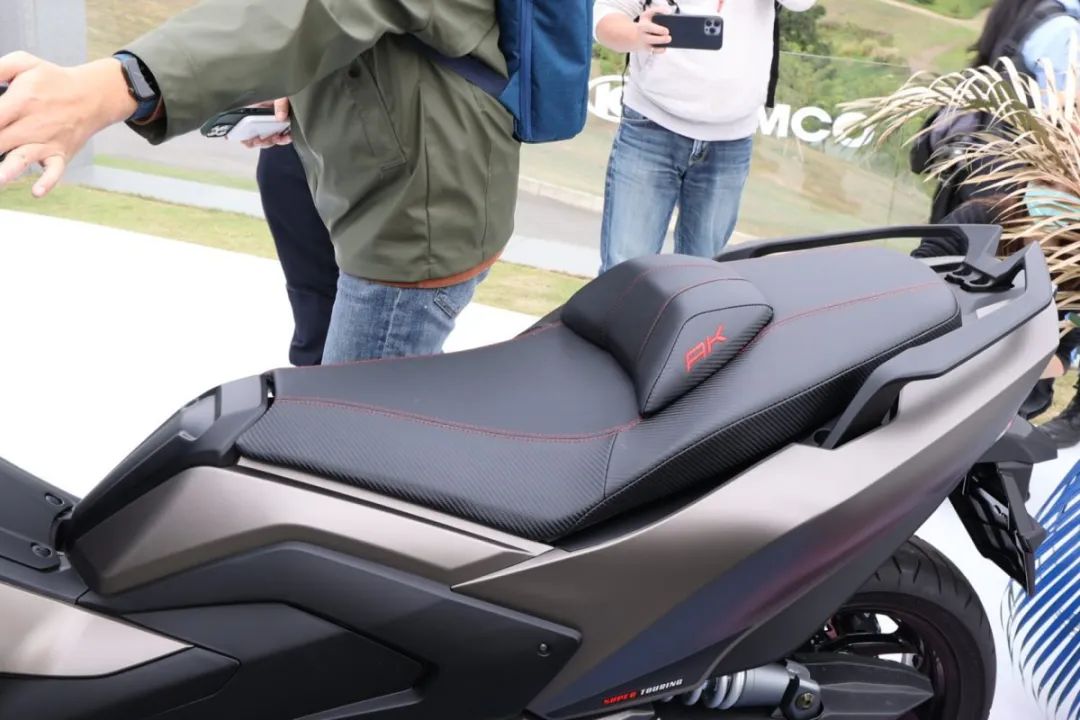 光阳ak550有tcs吗,光阳赛艇ak550长途感受