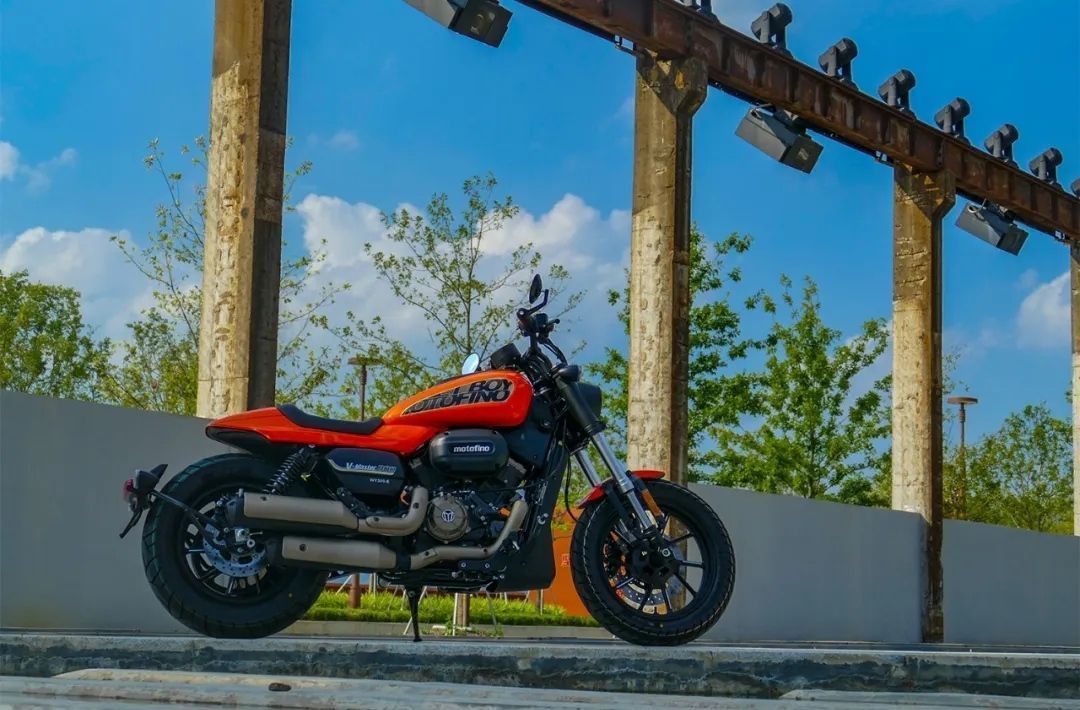 23980元，摩托菲诺·小马发布，外观山寨哈雷动力来自钱江
