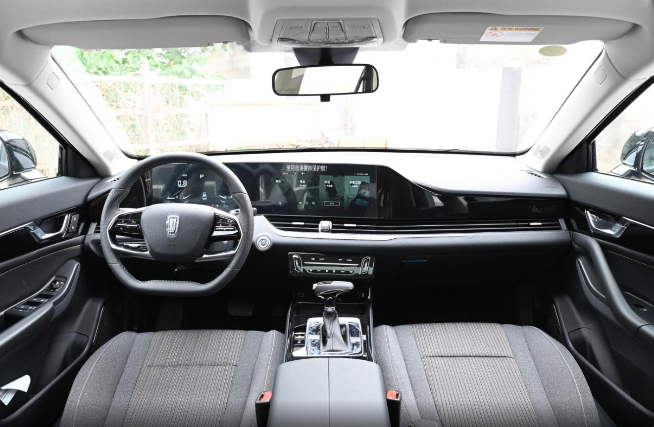 全新奔腾b70预售10.99-14.99万,15万公里的奔腾b70值得买吗