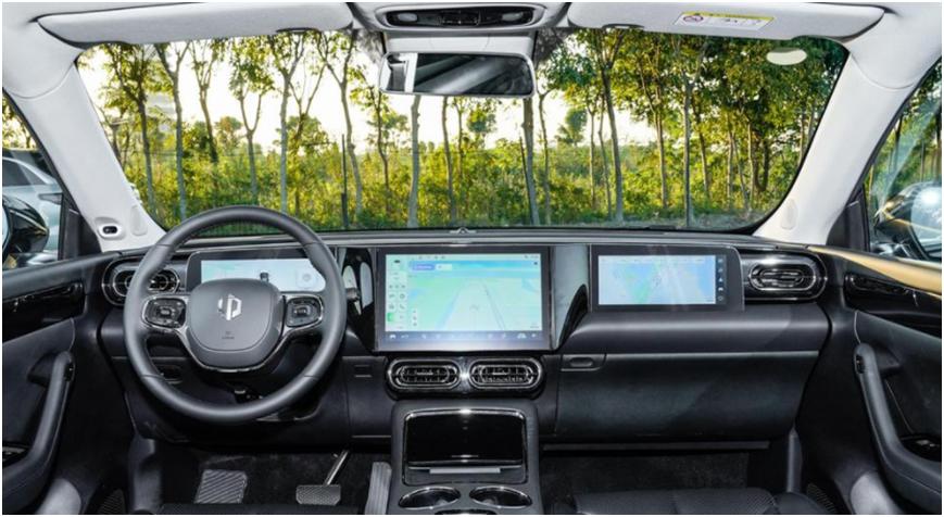 零跑c11详细演示,零跑c11技术分析