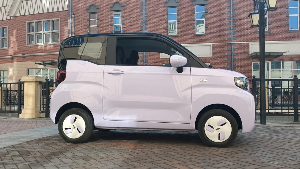 qq冰淇淋新能源试驾,qq冰淇淋新能源汽车性能