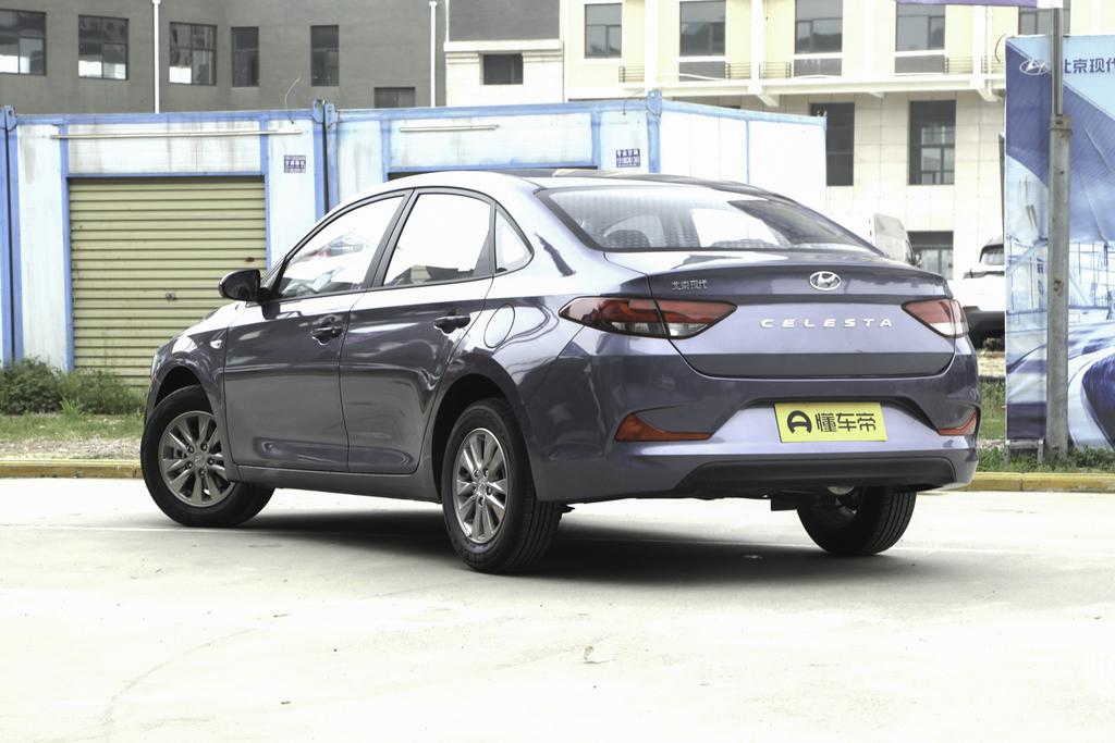 北京现代悦动内饰顶配,北京现代悦动14万车