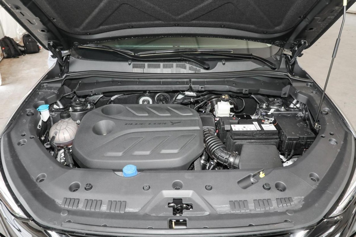 欧尚x7plus七座可选吗,欧尚x7plus值得年轻人买吗