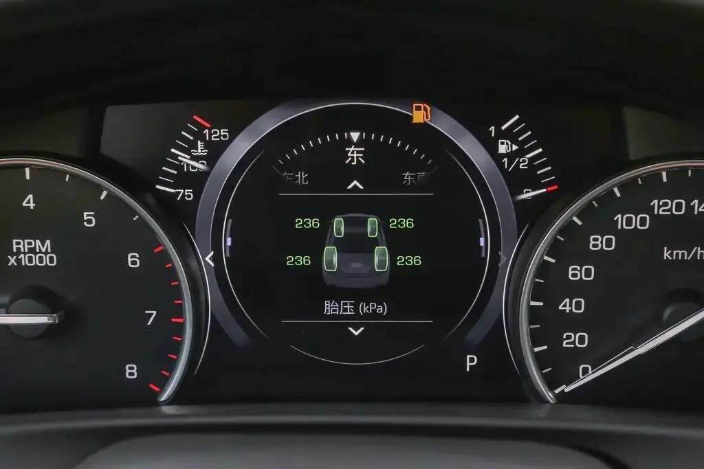 凯迪拉克ct6功能使用,凯迪拉克ct6旗舰超级巡航